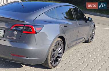 Седан Tesla Model 3 2023 в Фастове