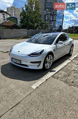 Tesla Model 3  2018