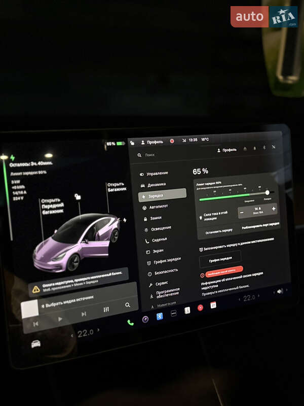 Седан Tesla Model 3 2020 в Виноградові