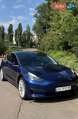 Седан Tesla Model 3 2019 в Києві