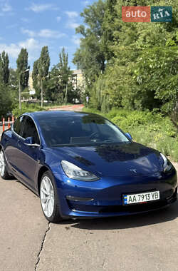 Седан Tesla Model 3 2019 в Києві