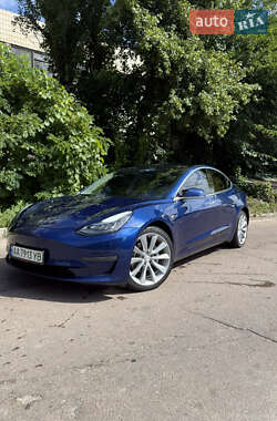 Седан Tesla Model 3 2019 в Києві