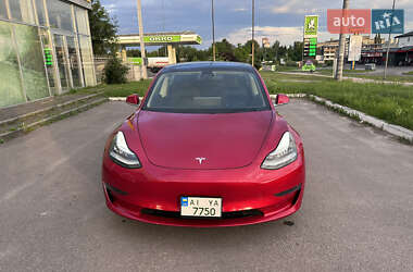 Tesla Model 3  2019