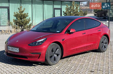 Tesla Model 3 2022