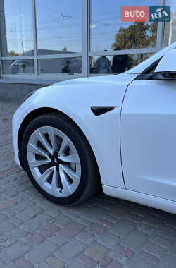 Седан Tesla Model 3 2022 в Полтаве