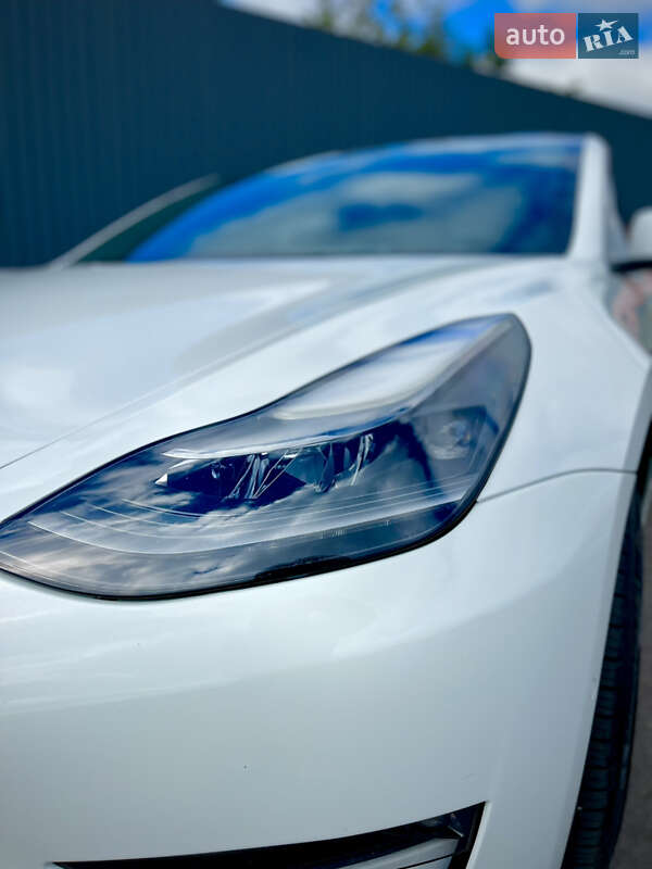 Седан Tesla Model 3 2021 в Полтаве