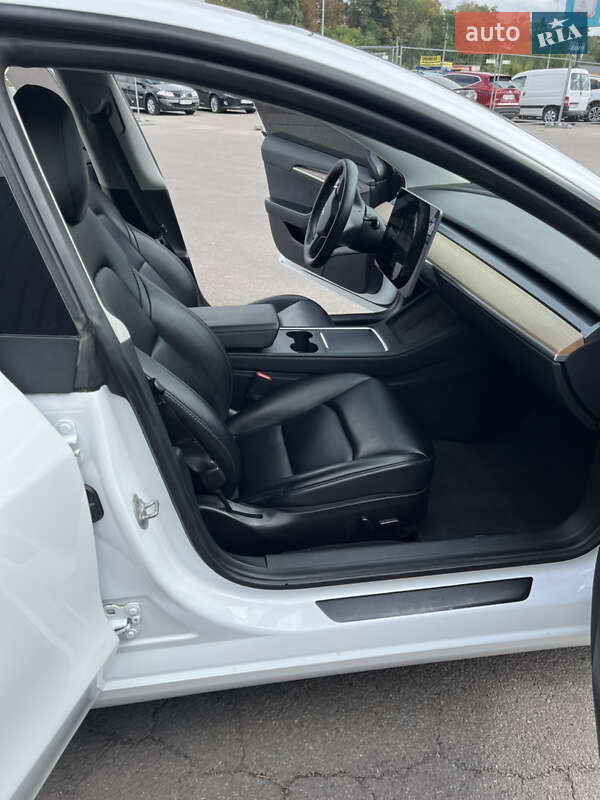 Седан Tesla Model 3 2021 в Полтаве
