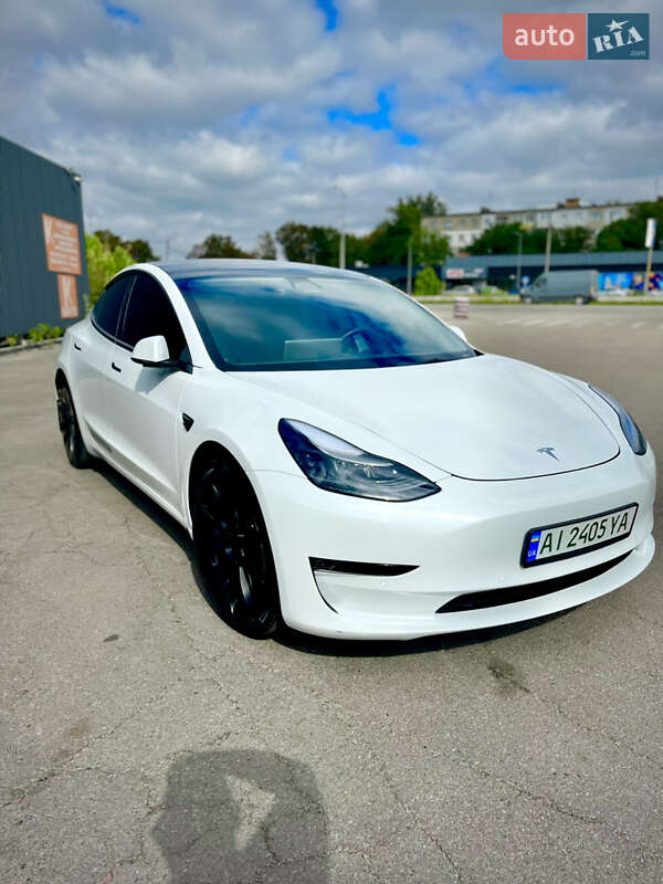 Седан Tesla Model 3 2021 в Полтаве