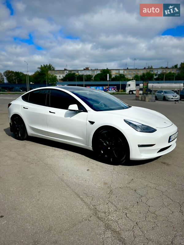 Седан Tesla Model 3 2021 в Полтаве