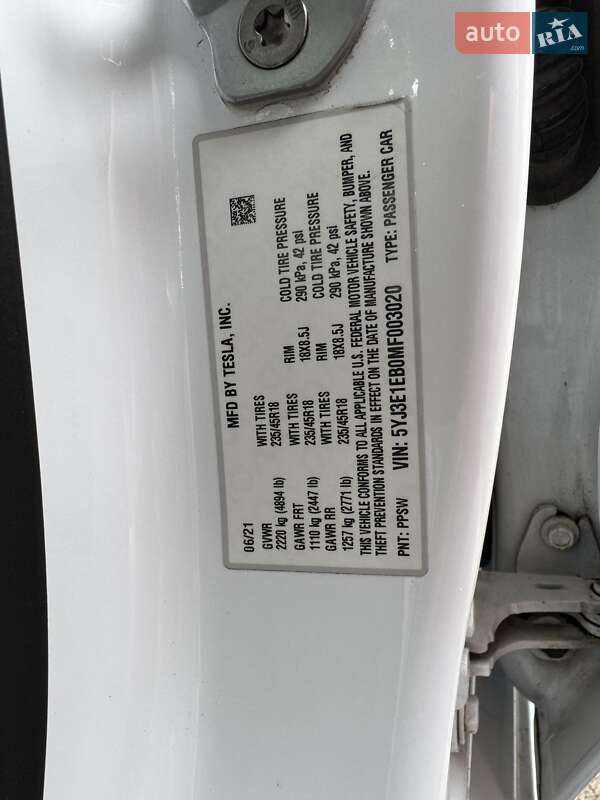 Седан Tesla Model 3 2021 в Харькове