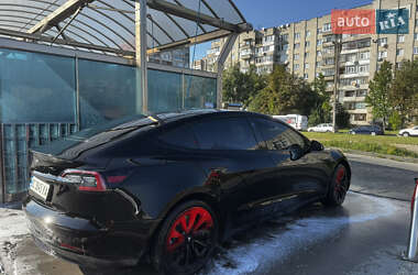 Седан Tesla Model 3 2021 в Львові