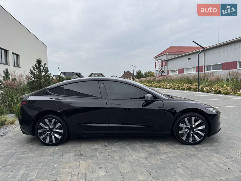 Седан Tesla Model 3 2024 в Луцке фото 5 Седан Tesla Model 3 2024 в Луцке