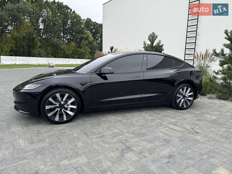 Седан Tesla Model 3 2024 в Луцке фото 4 Седан Tesla Model 3 2024 в Луцке
