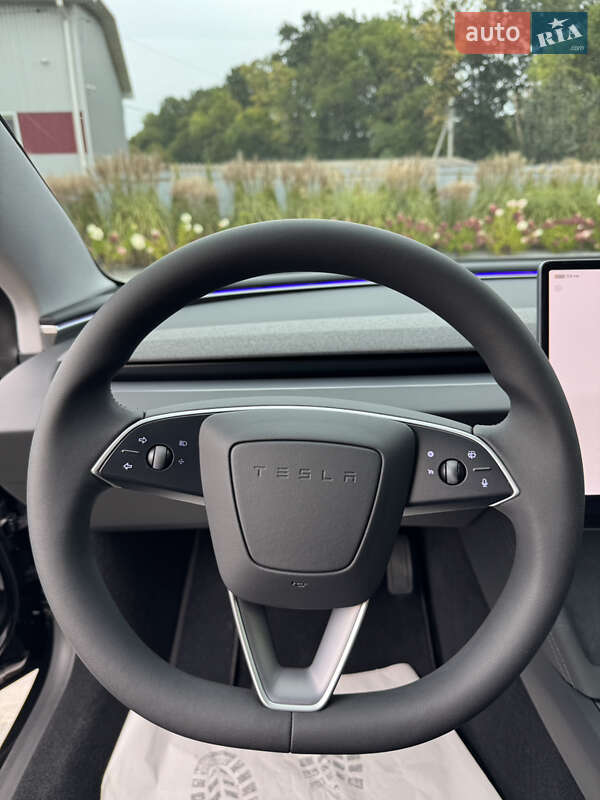 Седан Tesla Model 3 2024 в Луцке фото 19 Седан Tesla Model 3 2024 в Луцке