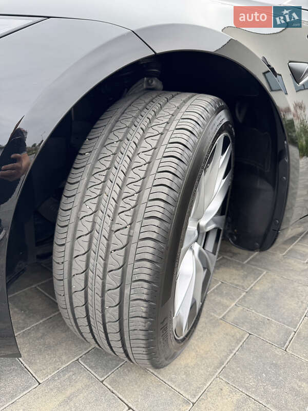 Седан Tesla Model 3 2024 в Луцке фото 21 Седан Tesla Model 3 2024 в Луцке