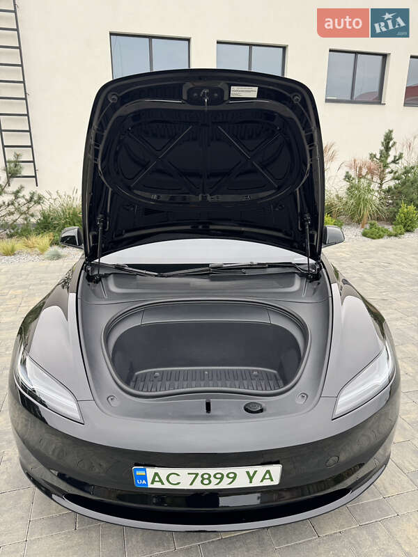 Седан Tesla Model 3 2024 в Луцке фото 29 Седан Tesla Model 3 2024 в Луцке