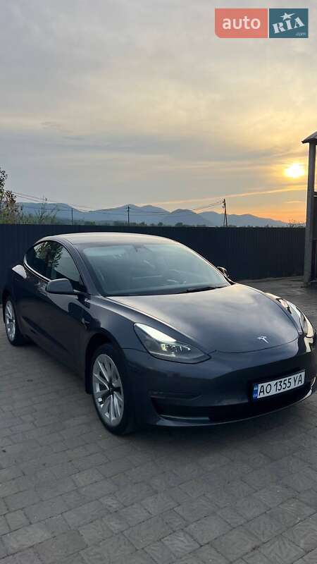 Tesla Model 3 2021 Tesla Model 3 2021