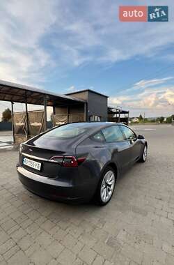 Седан Tesla Model 3 2021 в Хусте