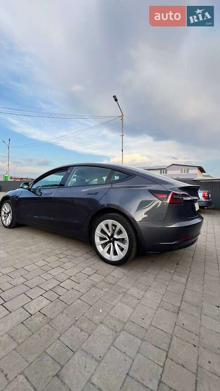 Седан Tesla Model 3 2021 в Хусте