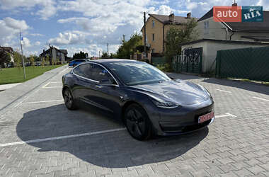 Tesla Model 3  2018