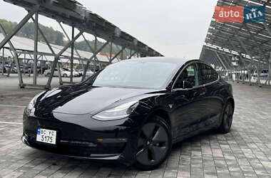 Tesla Model 3  2019