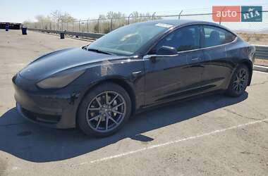Tesla Model 3  2018