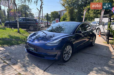 Tesla Model 3  2019