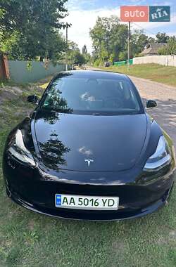 Седан Tesla Model 3 2020 в Киеве