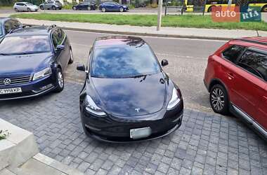Tesla Model 3  2018