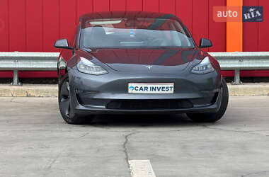 Tesla Model 3  2023