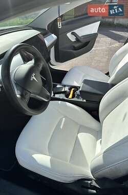 Седан Tesla Model 3 2020 в Бориславе фото 9 Седан Tesla Model 3 2020 в Бориславе