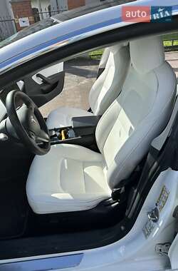 Седан Tesla Model 3 2020 в Бориславе фото 10 Седан Tesla Model 3 2020 в Бориславе
