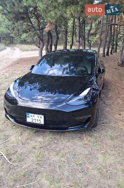 Tesla Model 3  2023