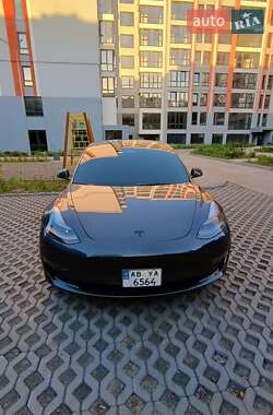 Tesla Model 3  2023
