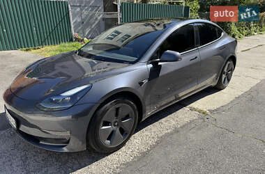 Tesla Model 3  2023