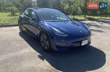 Tesla Model 3  2020