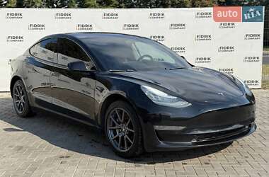 Tesla Model 3  2018