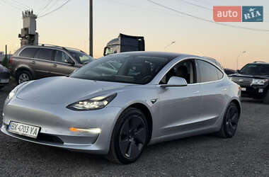 Tesla Model 3  2018