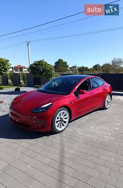 Tesla Model 3  2022