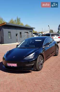 Tesla Model 3  2018