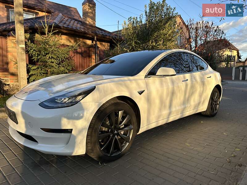 Седан Tesla Model 3 2019 в Белой Церкви