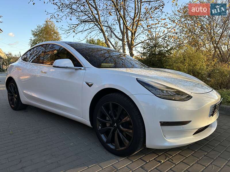 Седан Tesla Model 3 2019 в Белой Церкви