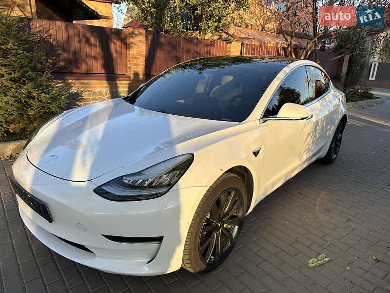 Седан Tesla Model 3 2019 в Белой Церкви