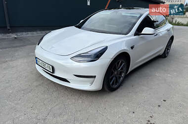 Tesla Model 3  2023