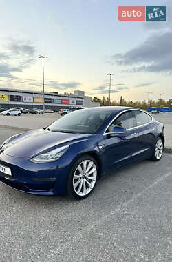 Tesla Model 3 2018