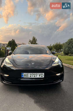 Седан Tesla Model 3 2022 в Днепре Седан Tesla Model 3 2022 в Днепре