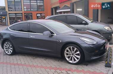 Tesla Model 3  2018