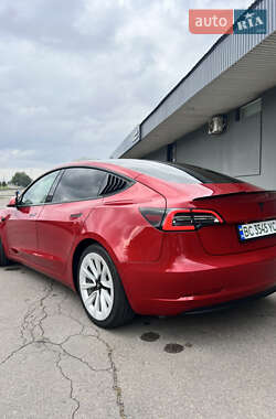 Tesla Model 3  2022