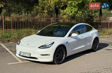 Tesla Model 3  2018