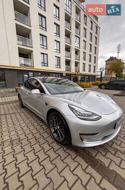Tesla Model 3  2017